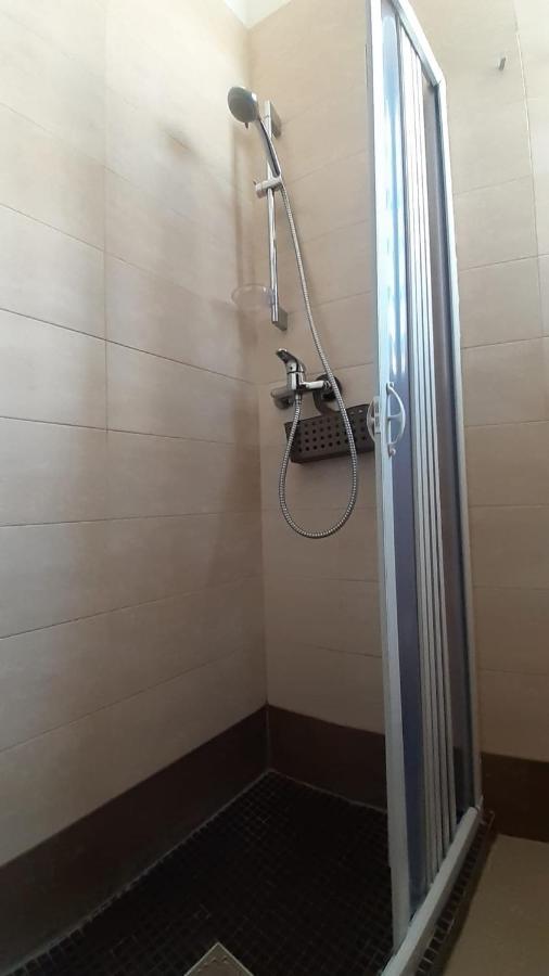 דירות Bilocale In לצ'ה מראה חיצוני תמונה